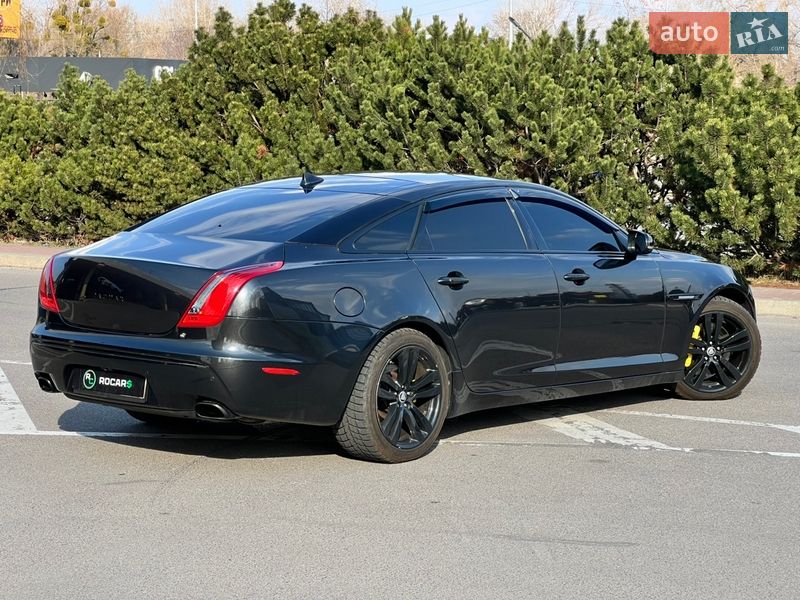 Седан Jaguar XJ 2013 в Києві