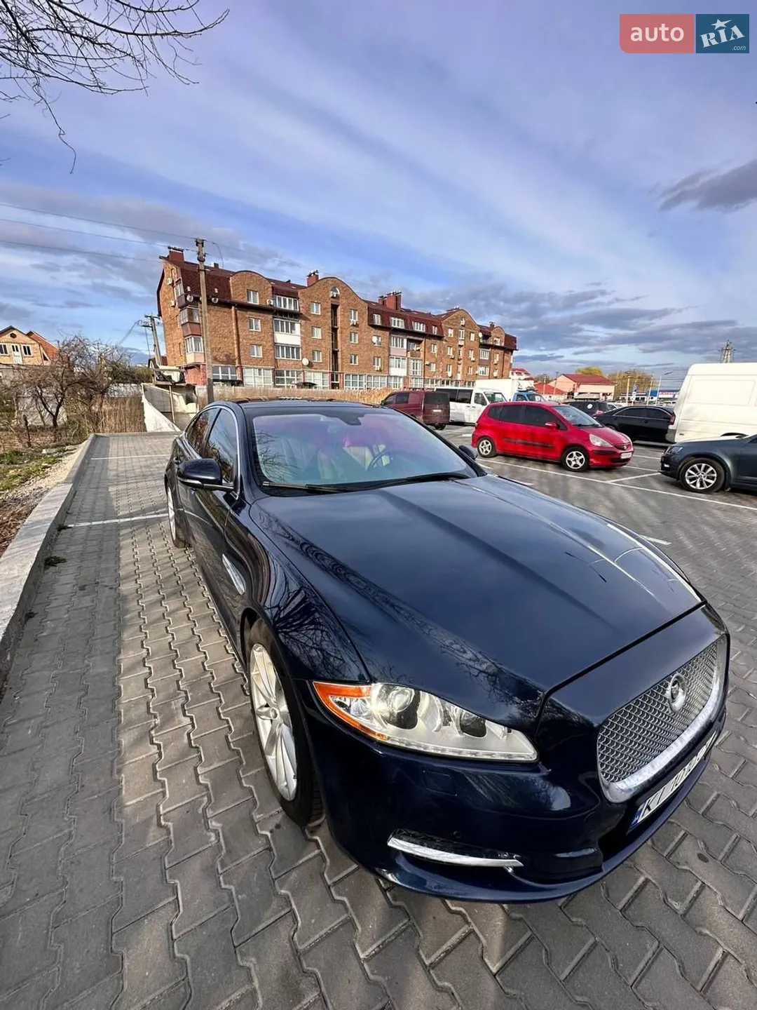 2013 Jaguar XJ - мініатюра 9