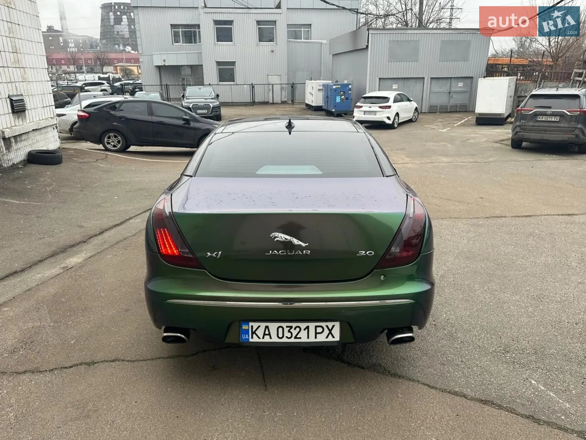 2013 Jaguar XJ - мініатюра 26
