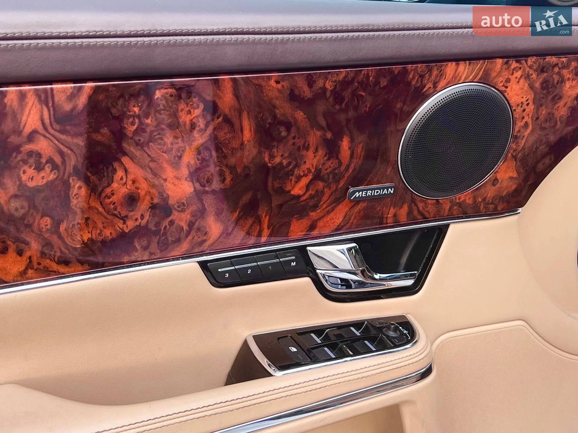 2012 Jaguar XJ - мініатюра 21