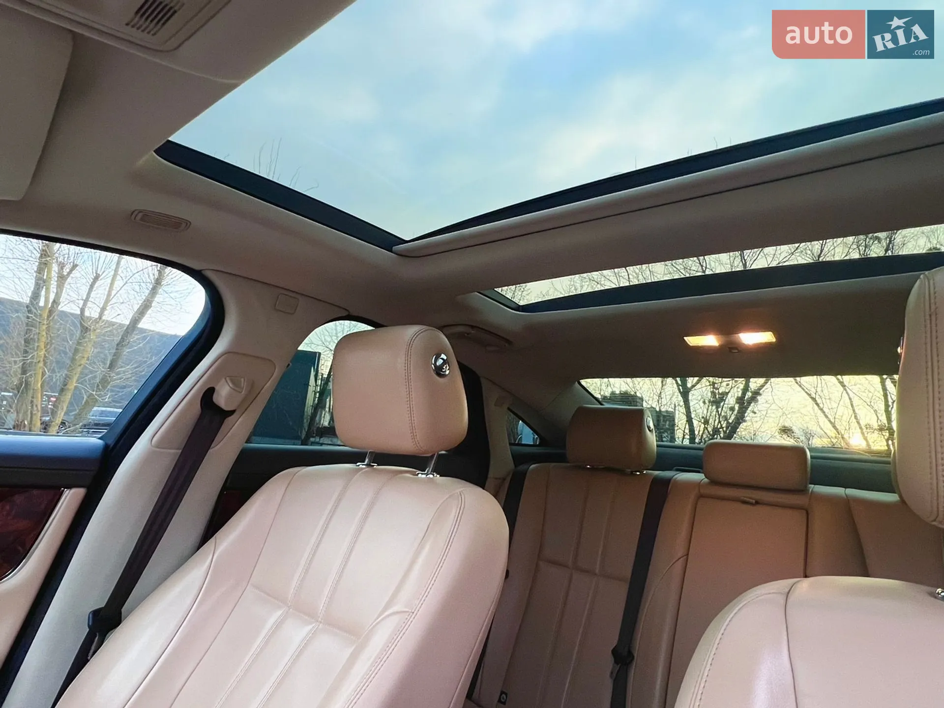 2012 Jaguar XJ - мініатюра 23
