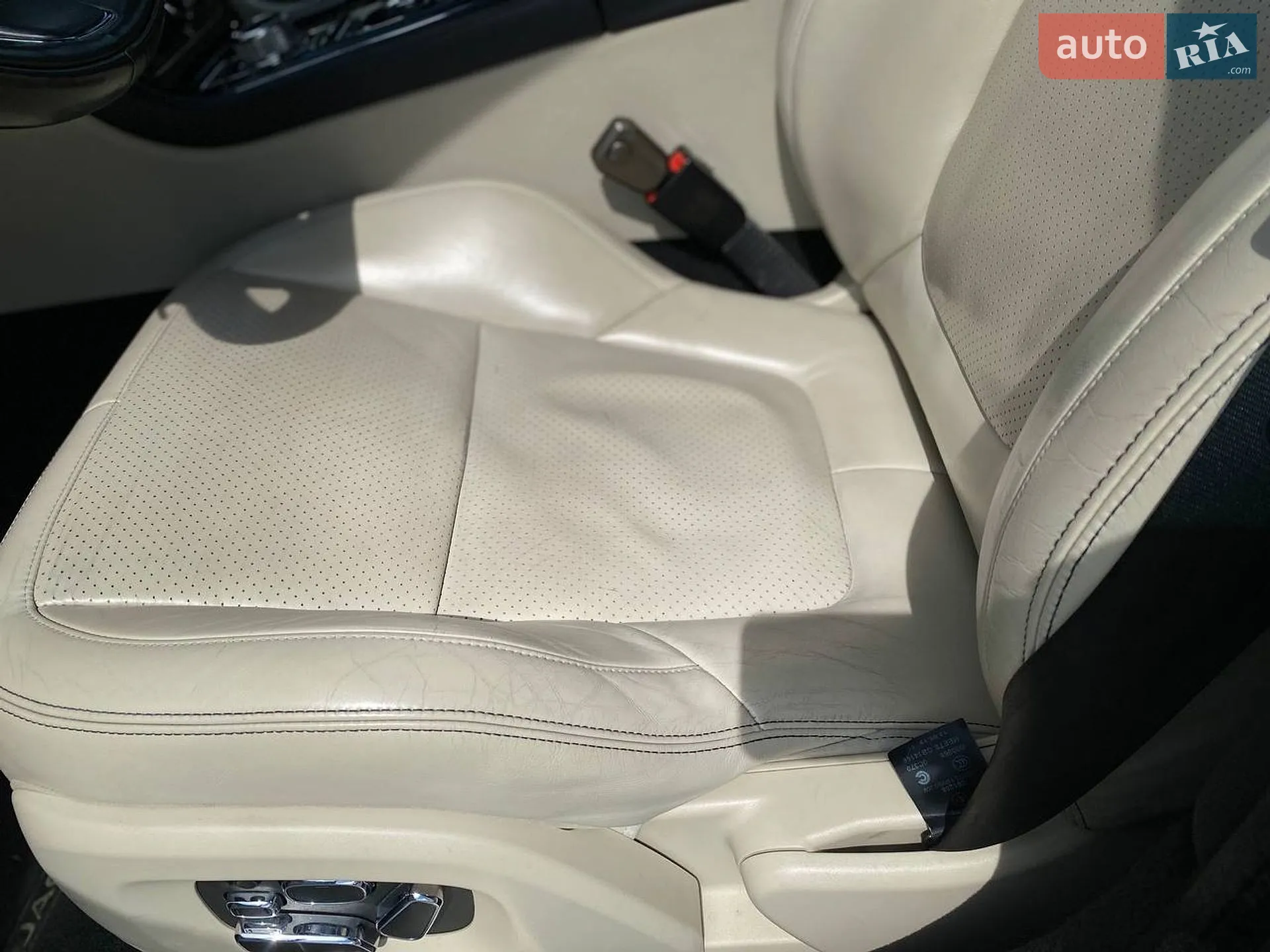 2015 Jaguar XJ - мініатюра 24