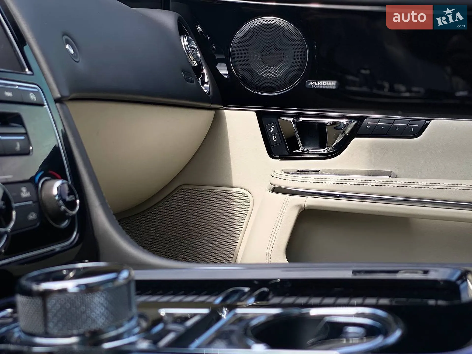 2015 Jaguar XJ - мініатюра 43