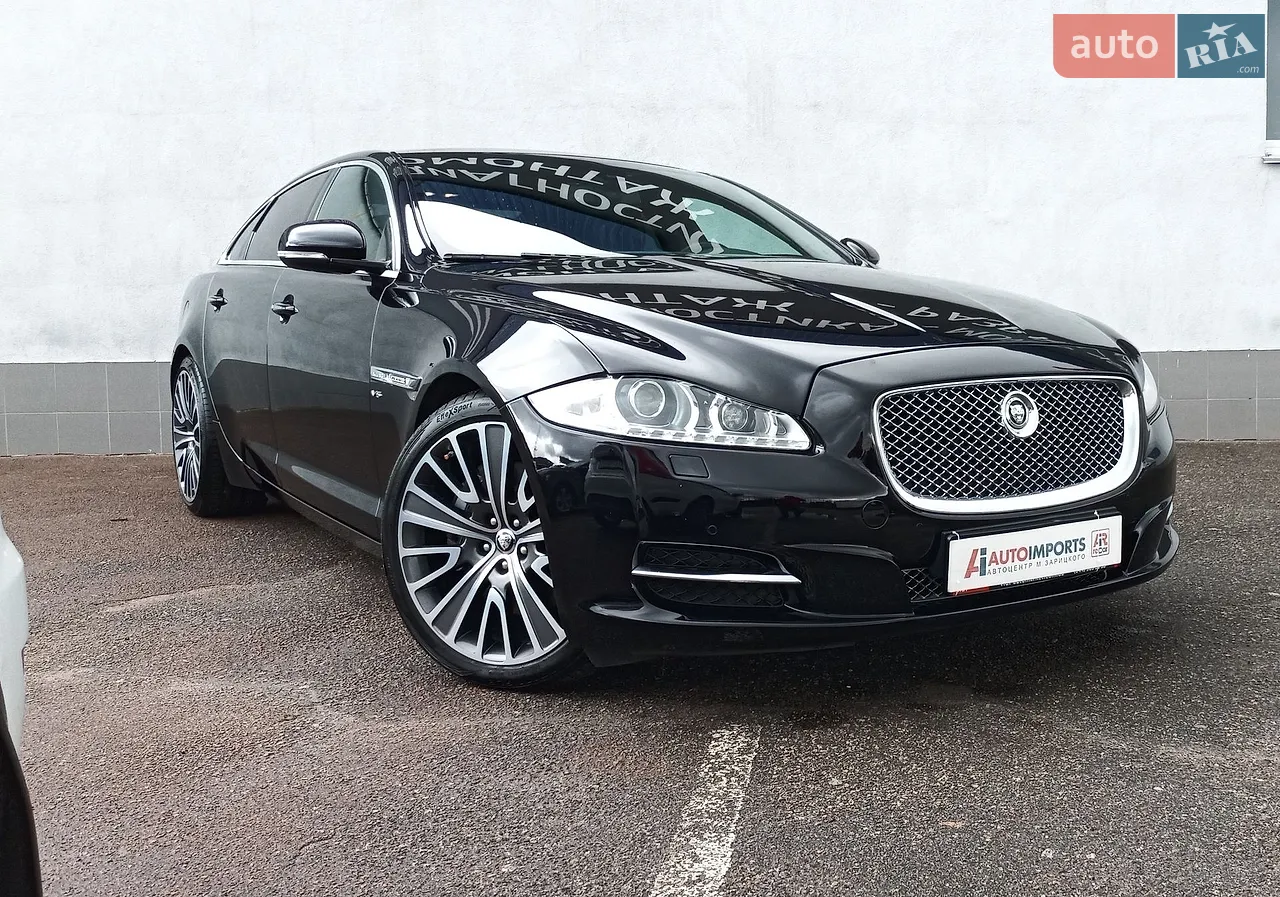 2018 Jaguar F-Pace - мініатюра 28