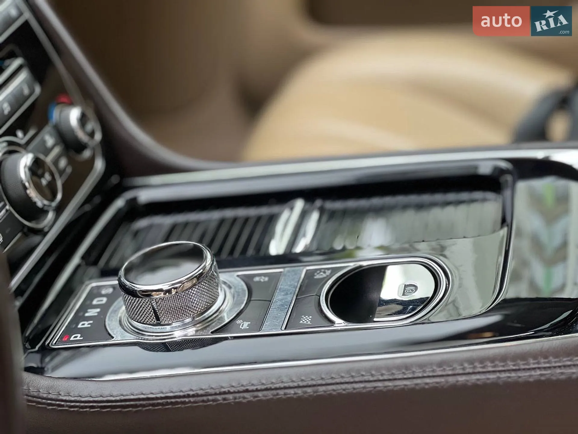 2014 Jaguar XJ - мініатюра 38