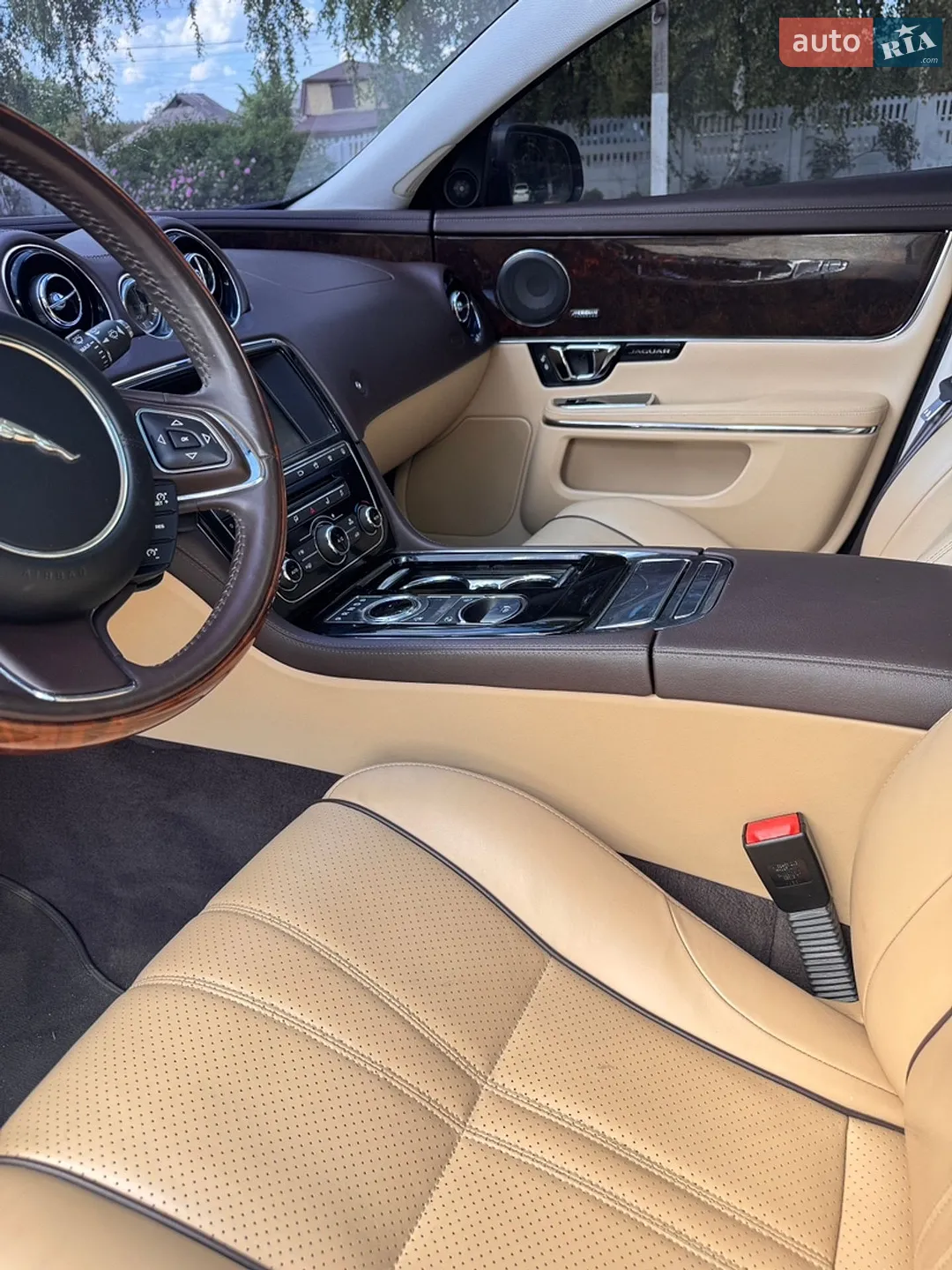 2017 Jaguar XJ - мініатюра 27