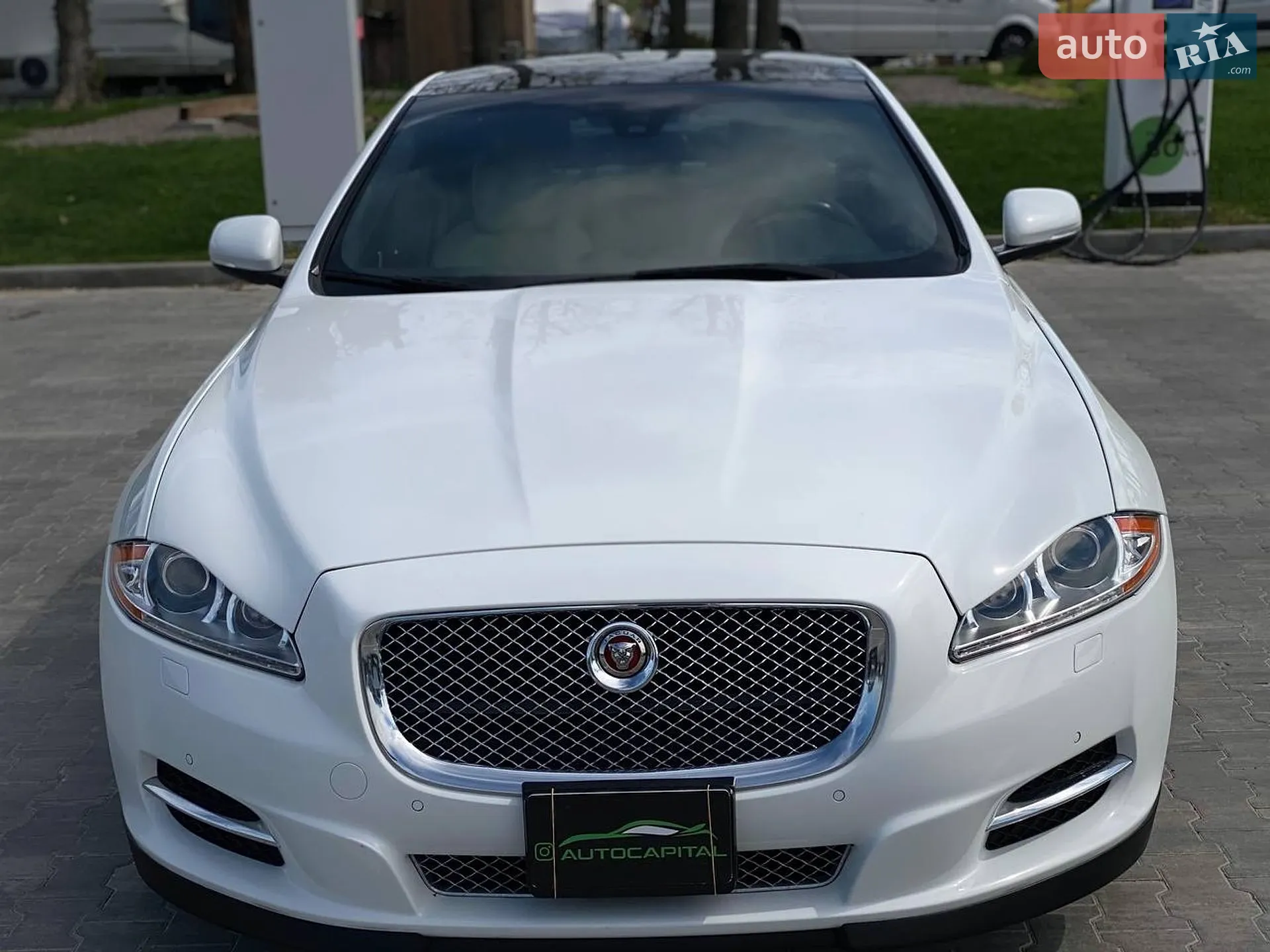 2015 Jaguar XJ - мініатюра 4