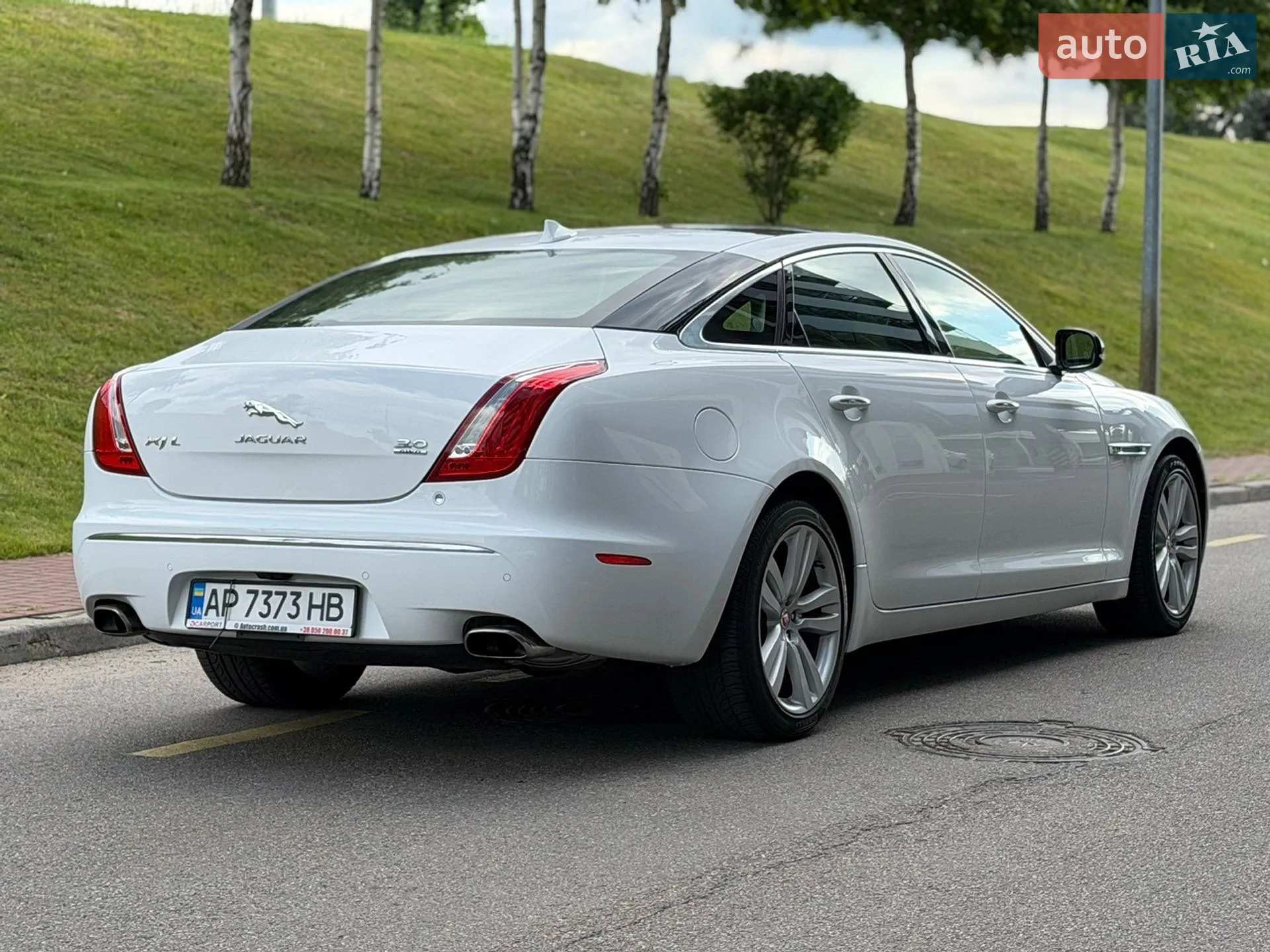 2014 Jaguar XJ - мініатюра 4