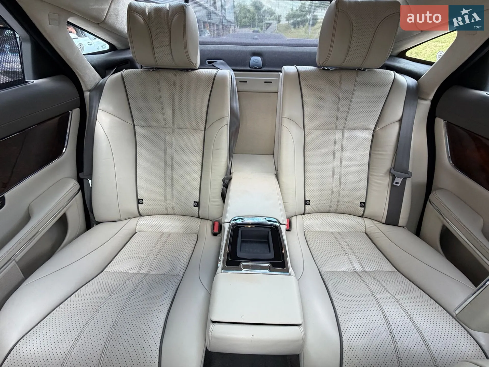 2014 Jaguar XJ - мініатюра 18