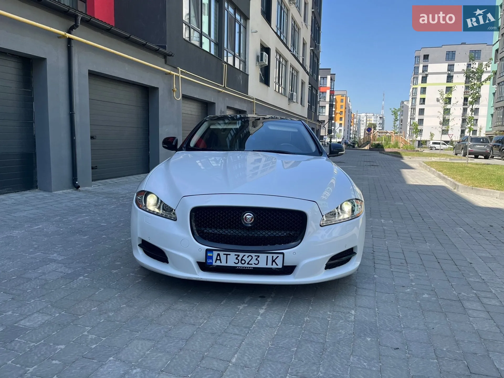 2014 Jaguar XJ - мініатюра 10