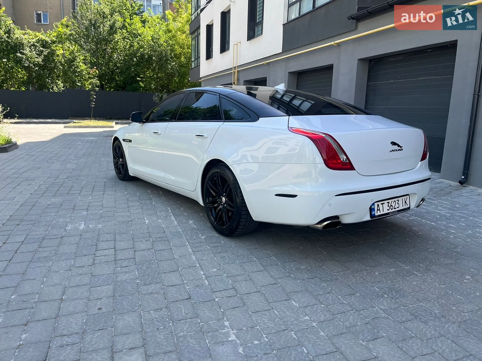 2014 Jaguar XJ - мініатюра 36