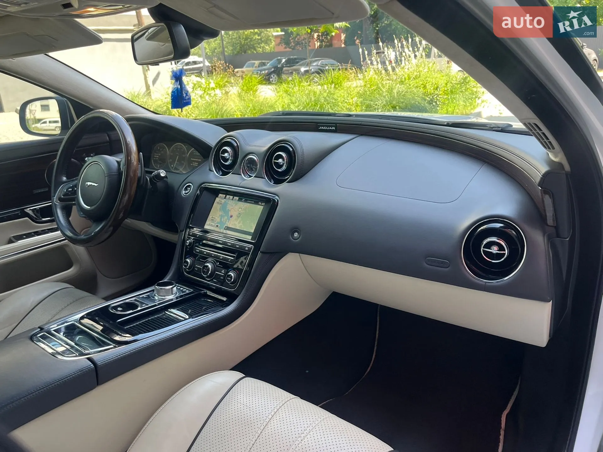 2014 Jaguar XJ - мініатюра 67