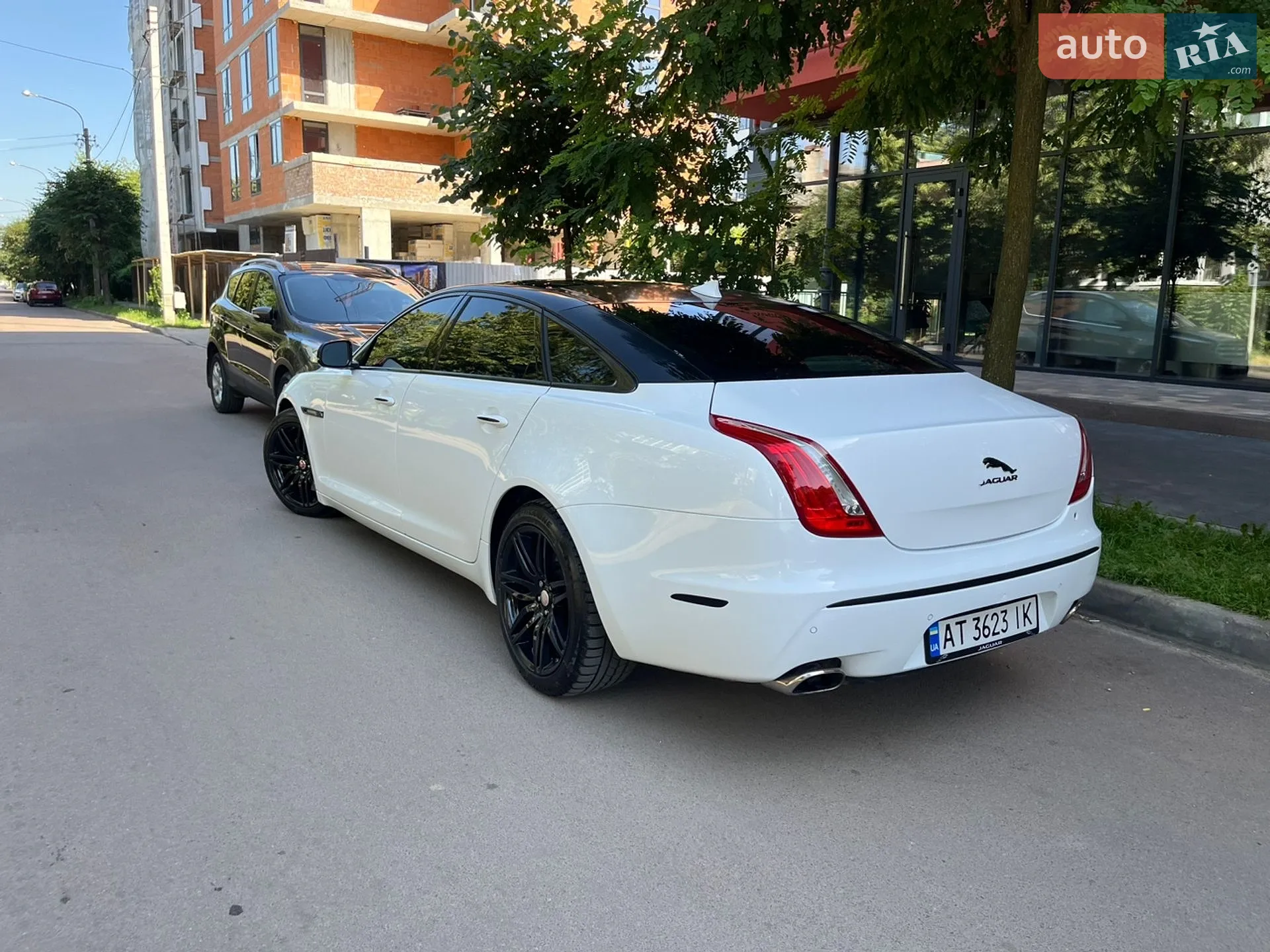 2014 Jaguar XJ - мініатюра 93