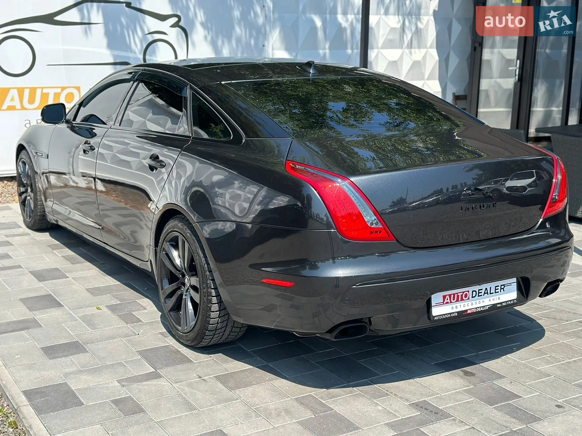 2013 Jaguar XJ - мініатюра 5