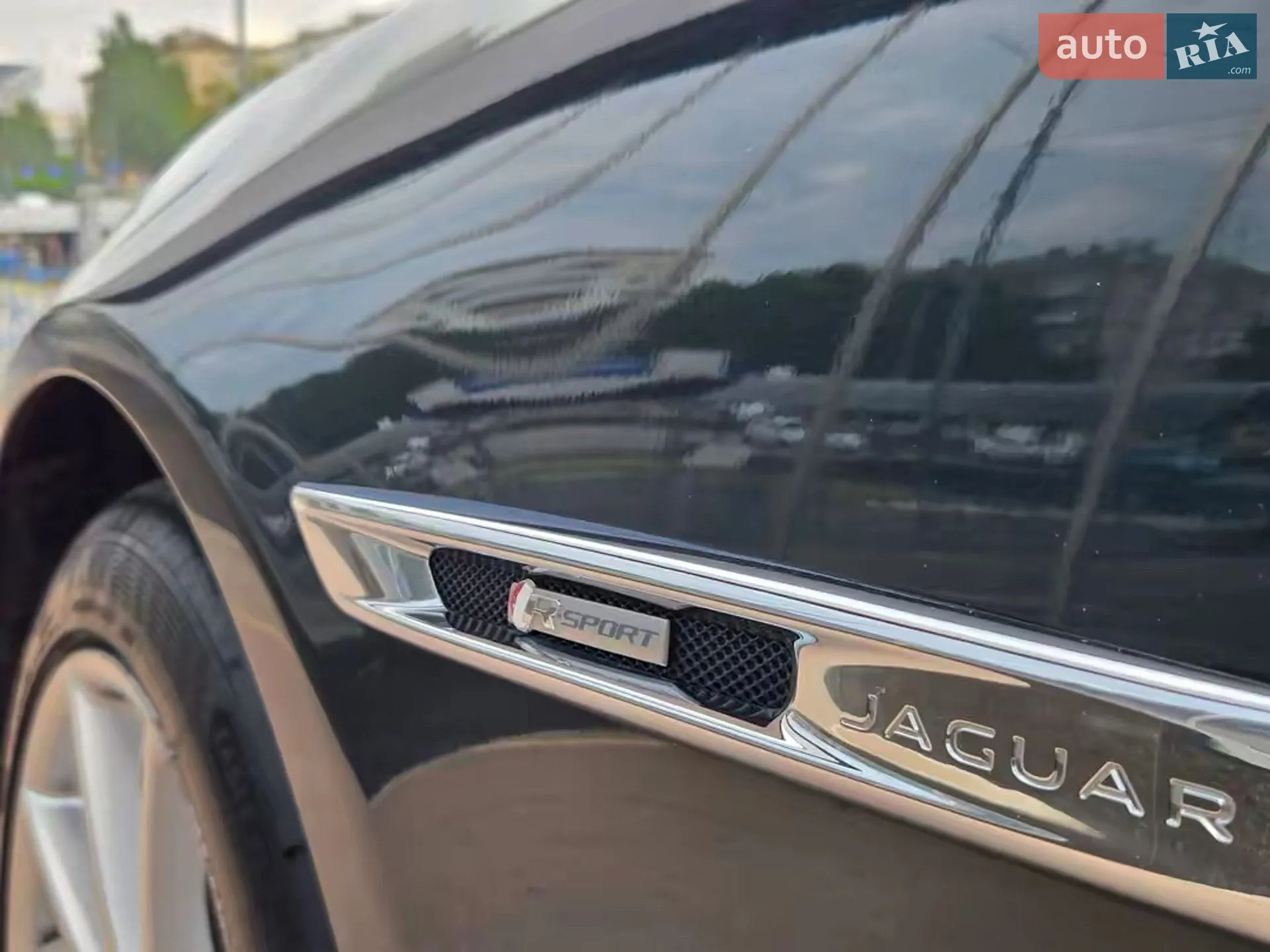 2016 Jaguar XJ - мініатюра 11