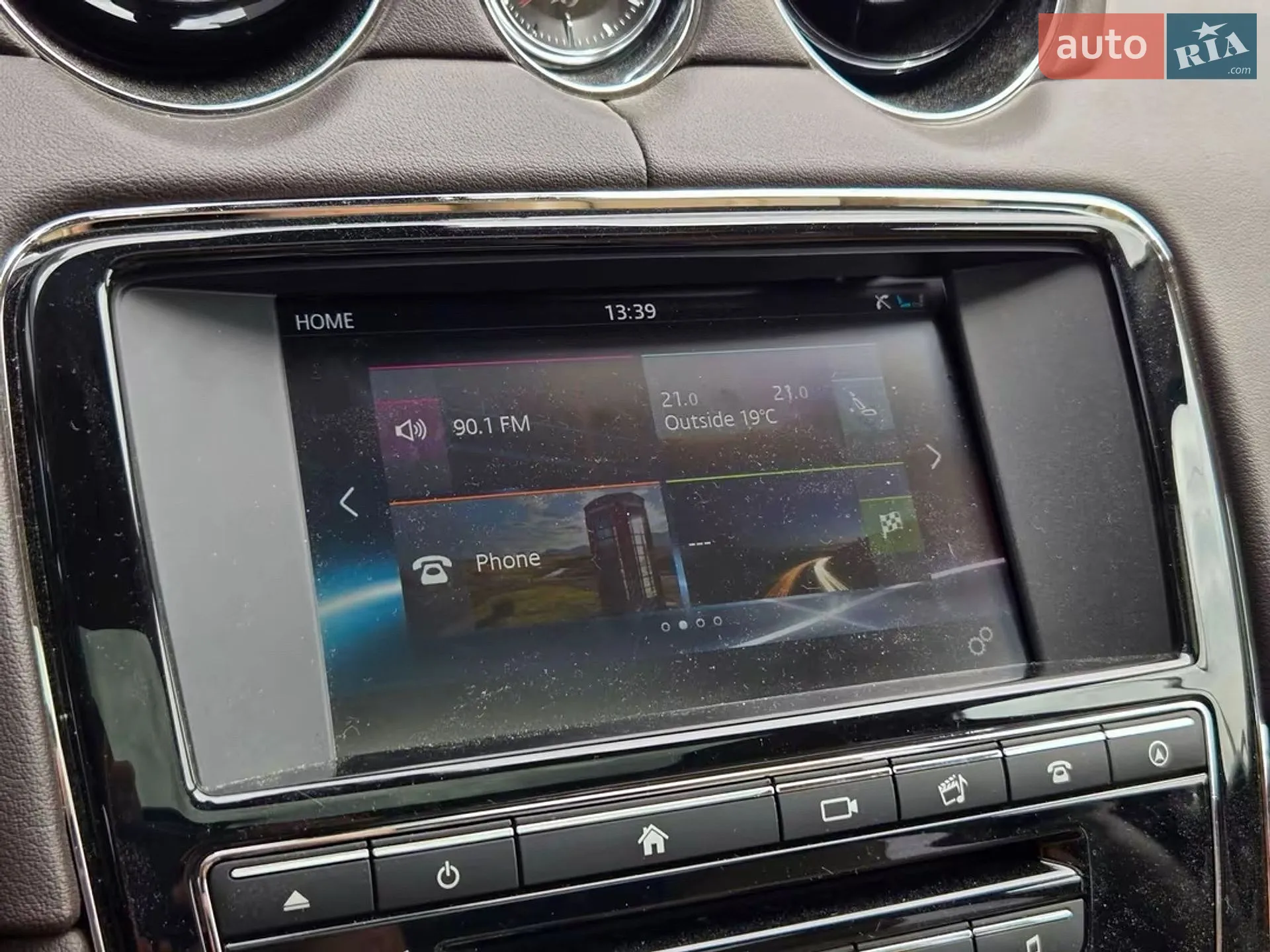 2016 Jaguar XJ - мініатюра 27