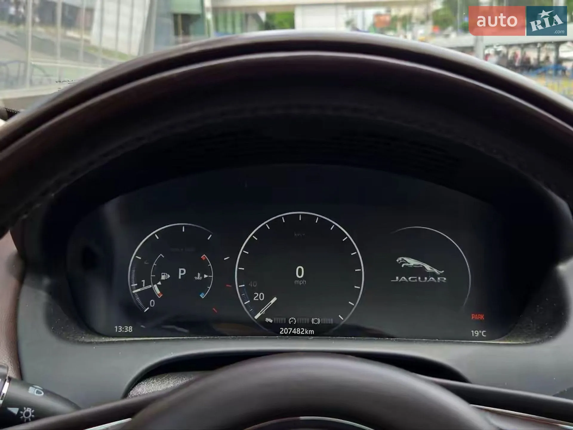 2016 Jaguar XJ - мініатюра 34