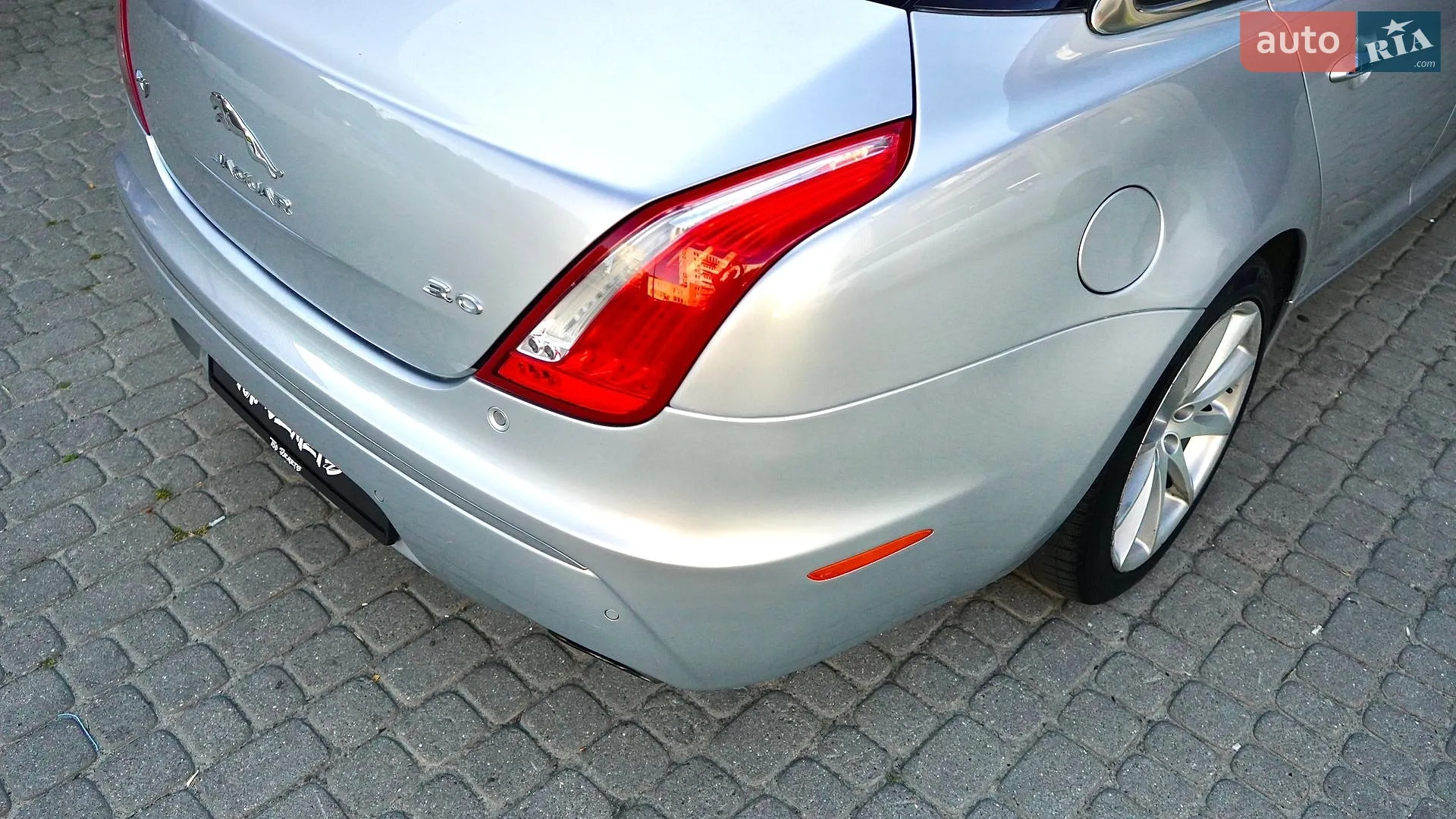 2015 Jaguar XJ - мініатюра 24