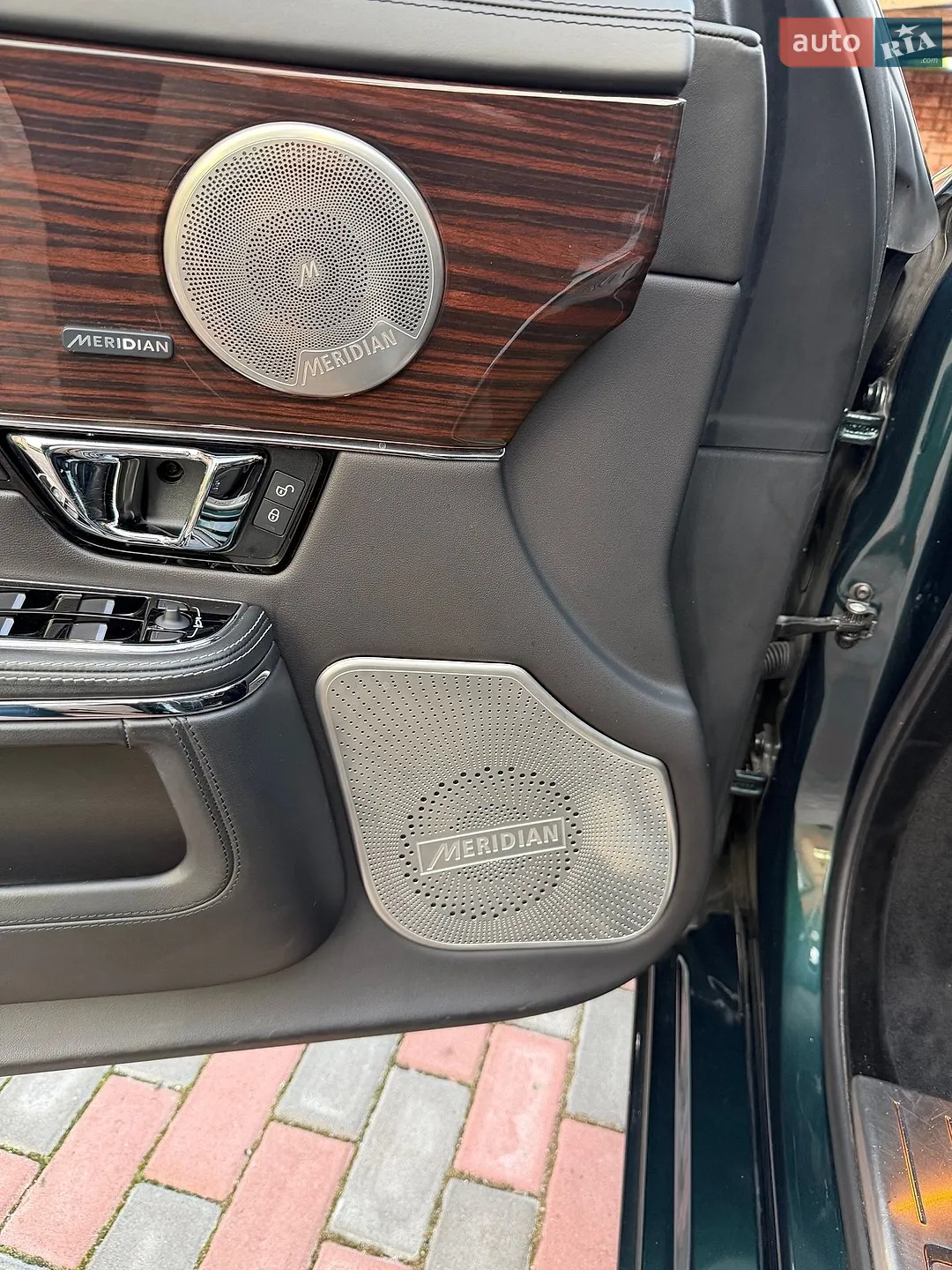 2015 Jaguar XJ - мініатюра 20