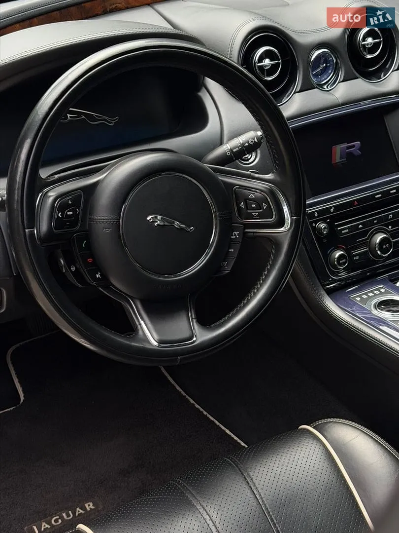 2012 Jaguar XJ - мініатюра 41