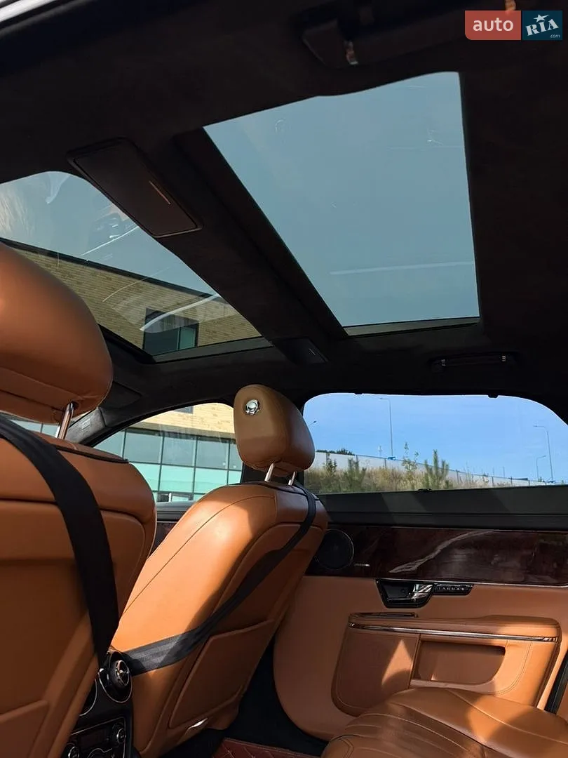 2012 Jaguar XJ - мініатюра 17