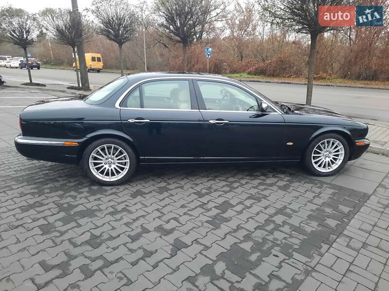 Седан Jaguar XJS 2005 в Луцке