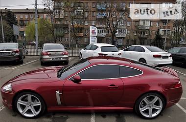 Купе Jaguar XK 2008 в Киеве