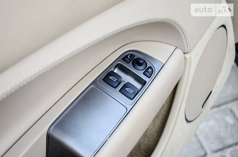Кабріолет Jaguar XK 2008 в Києві