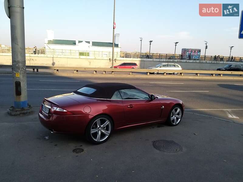 Кабриолет Jaguar XK 2008 в Киеве