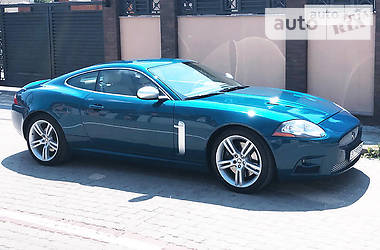 Купе Jaguar XK 2007 в Львове