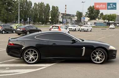 Купе Jaguar XK 2007 в 