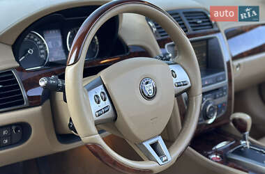 Кабриолет Jaguar XK 2007 в 