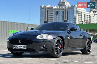 Купе Jaguar XK 2008 в 