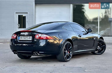 Купе Jaguar XK 2008 в 