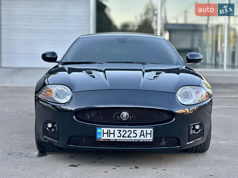 Купе Jaguar XK 2008 в Одессе