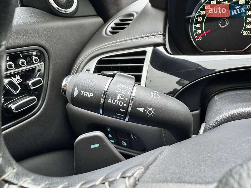 Купе Jaguar XK 2013 в Киеве