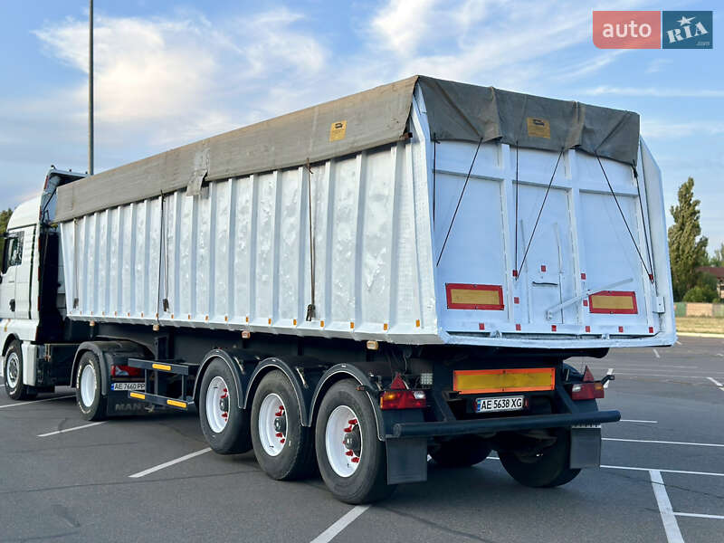 Самоскид напівпричіп Janmil NW 2004 в Кривому Розі