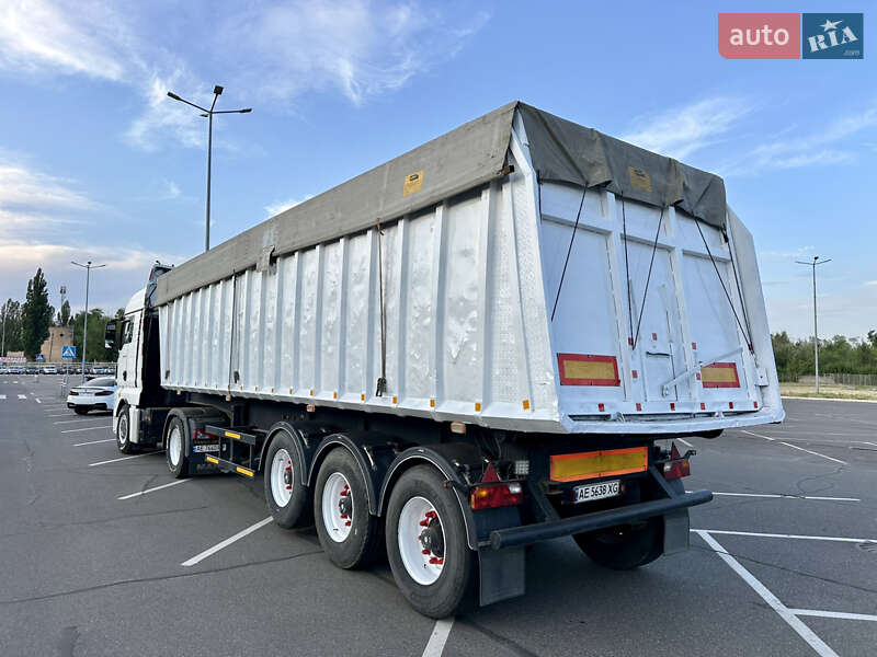 Самоскид напівпричіп Janmil NW 2004 в Кривому Розі