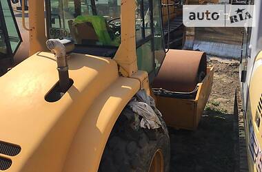 Каток грунтовый JCB 1100 2004 в 