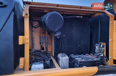 Гусеничный экскаватор JCB 160 2008 в 