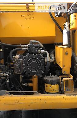 Экскаватор погрузчик JCB 175 2006 в Калуше