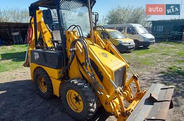 Екскаватор навантажувач JCB 1CX 2004 в Черкасах