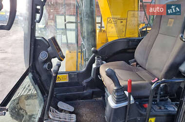 Гусеничный экскаватор JCB 220 2018 в 