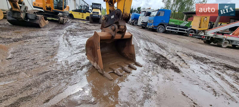 Гусеничный экскаватор JCB 220 2020 в Одессе