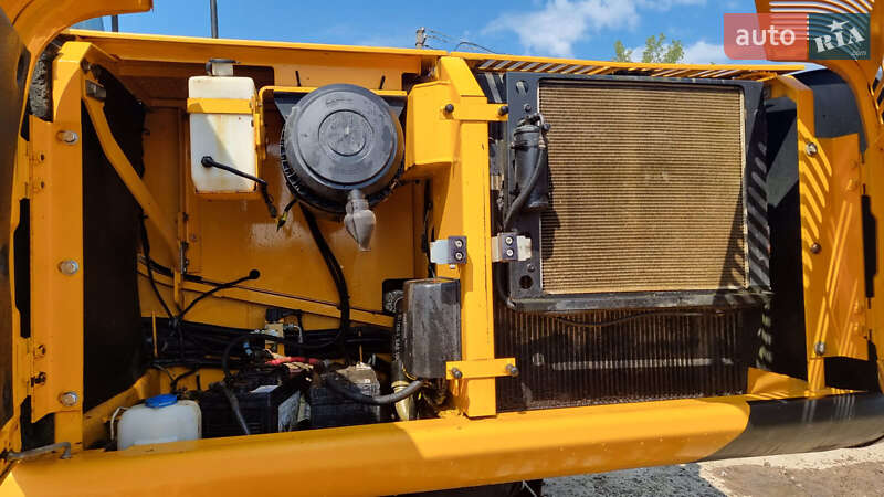 Гусеничний екскаватор JCB 220 2014 в Одесі