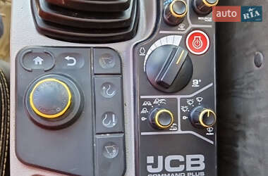 Гусеничный экскаватор JCB 220 2020 в 