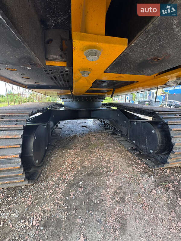 Экскаватор погрузчик JCB 220 2021 в Киеве