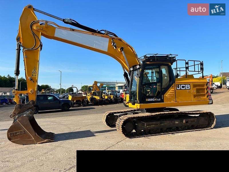 JCB 220 2020