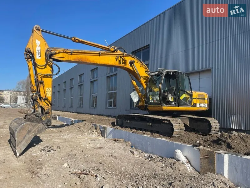JCB 220 2006