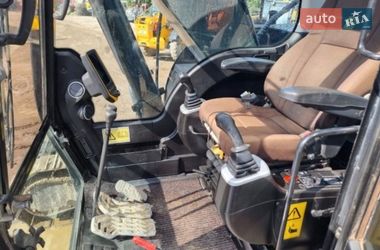 Гусеничный экскаватор JCB 220 2015 в Одессе